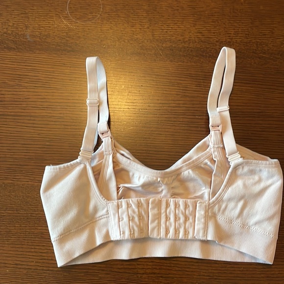 Kindred Bravely Pumping and Nursing Bra small. Peach color - Picture 2 of 8